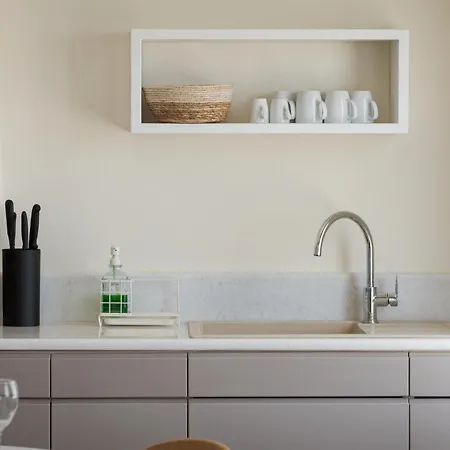 Morfes Luxury Apartment