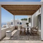 Διαμέρισμα Morfes Luxury Τριαντάρος