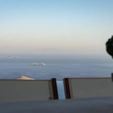 Апартаменты Morfes Luxury