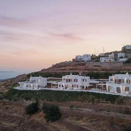 Апартаменты Morfes Luxury Triandaros (Tinos)