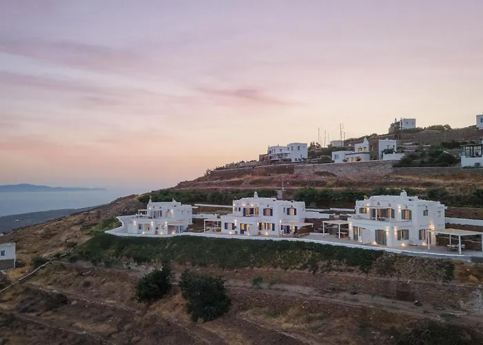 Апартаменты Morfes Luxury Triandaros (Tinos)